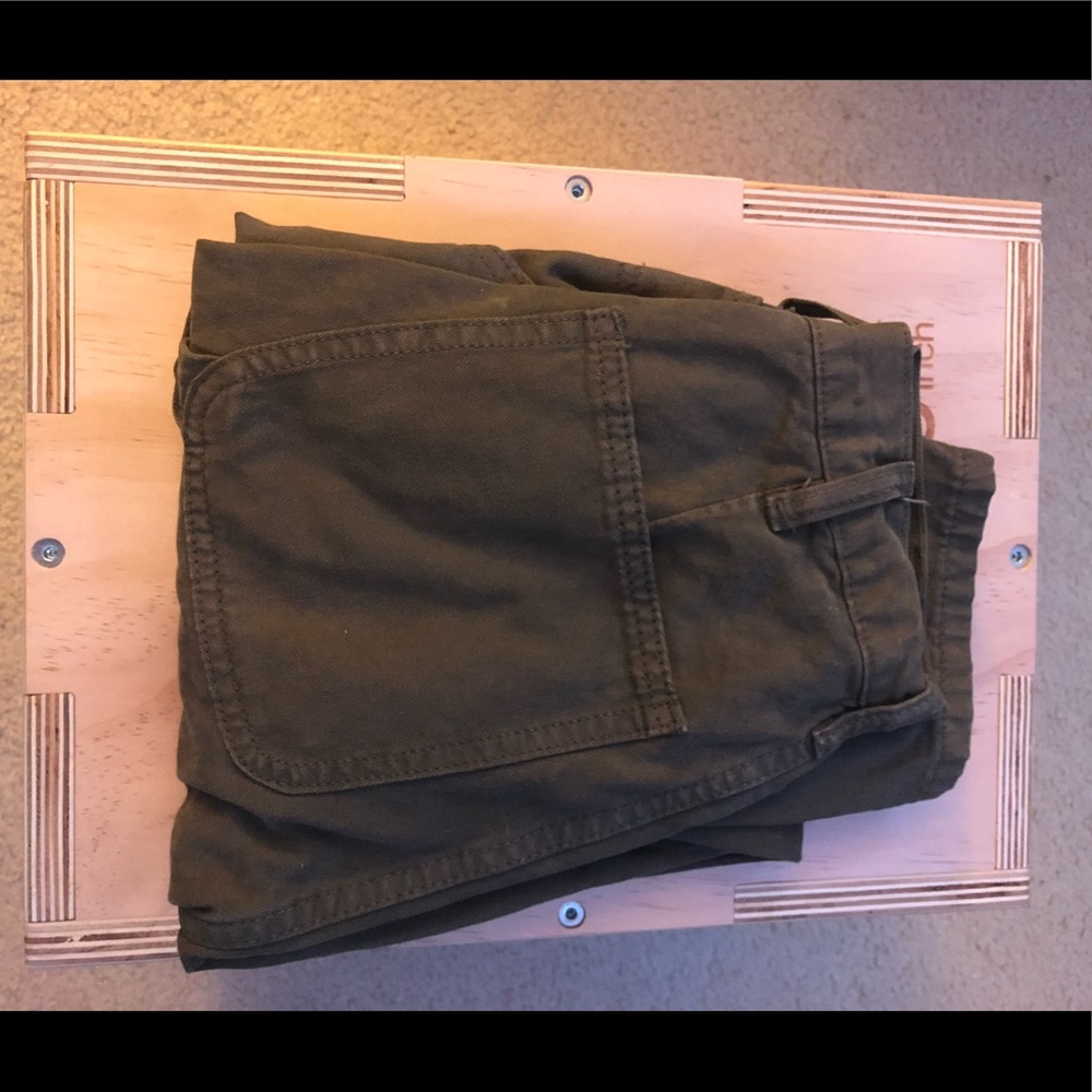 Brandy melville cargo pants (rare)